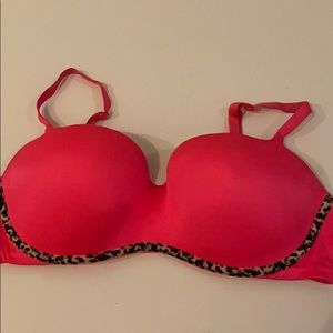Victoria’s Secret Knockout Wireless push up